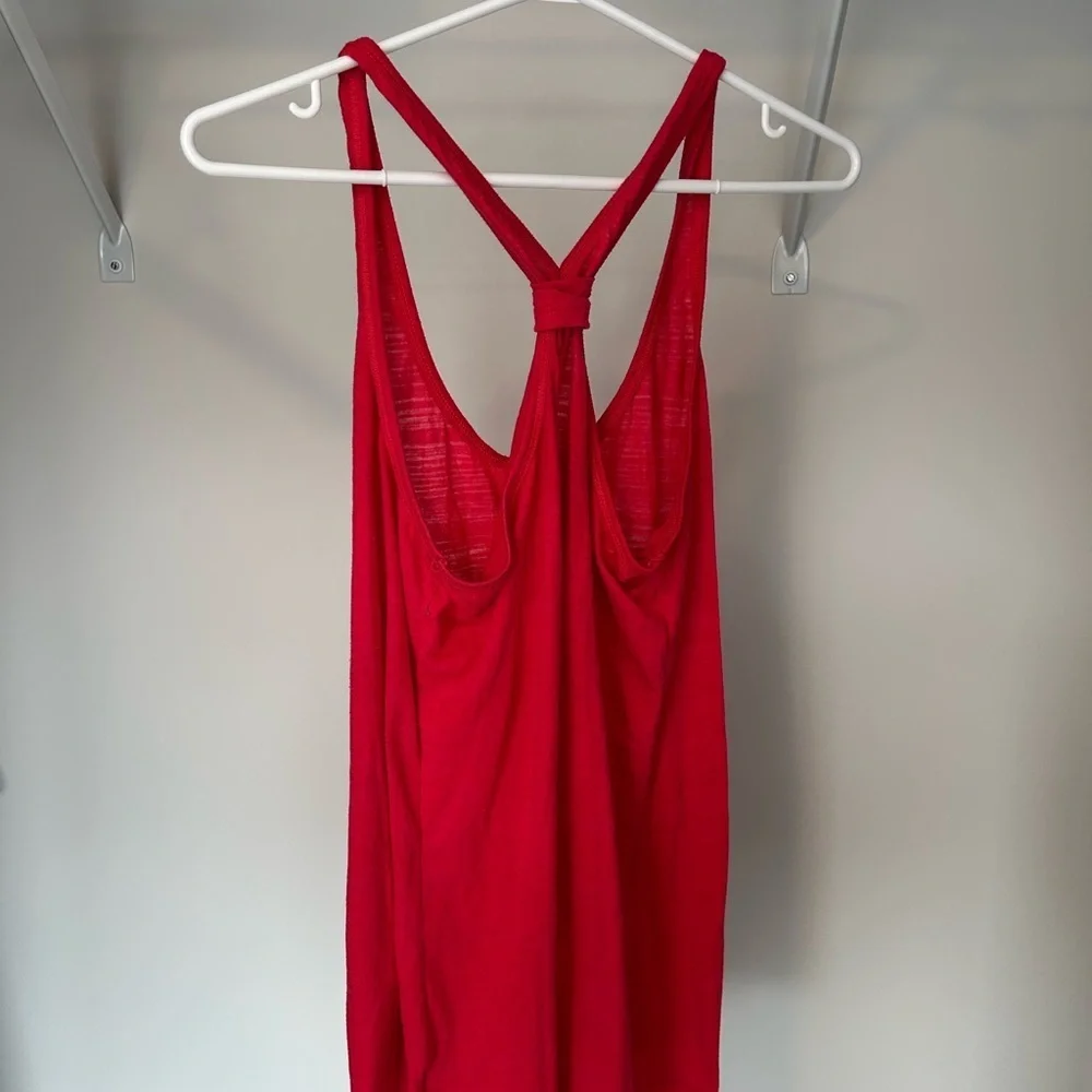 🧡5/$25🧡Old Navy Active Red Tank Top - Picture 3 of 3